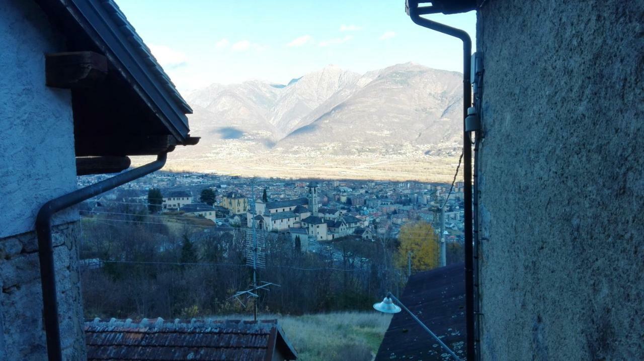 Villa Il Borgo Di Monica Domodossola Exterior foto