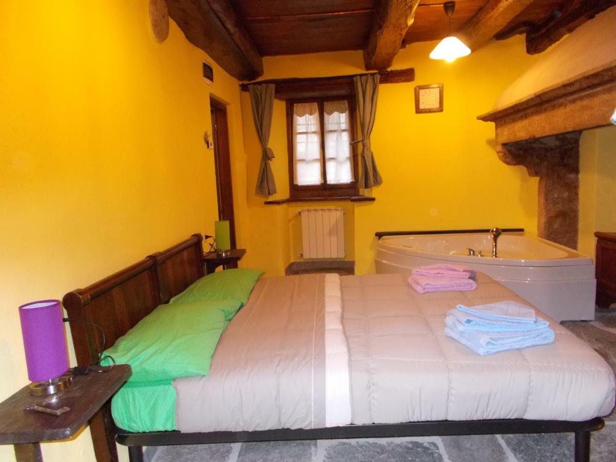 Villa Il Borgo Di Monica Domodossola Exterior foto