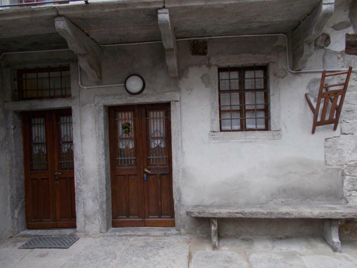 Villa Il Borgo Di Monica Domodossola Exterior foto